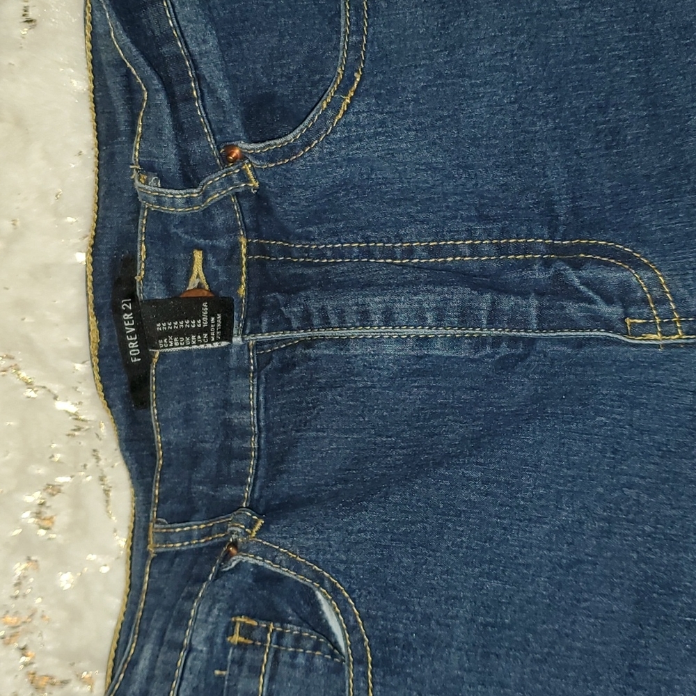 Jeans - Picture 2 of 2